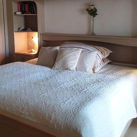 Nette-2-Schlafzimmer-Wohnung-In-Klagenfurt-Am-Woerther-See クラーゲンフルト エクステリア 写真