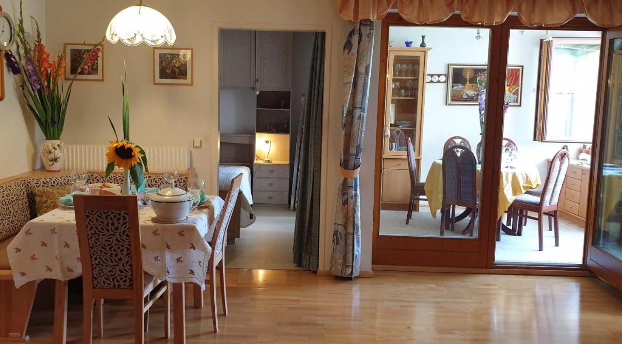 Nette-2-Schlafzimmer-Wohnung-In-Klagenfurt-Am-Woerther-See クラーゲンフルト エクステリア 写真